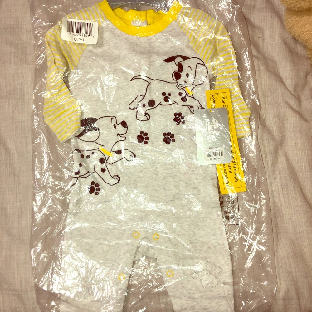 Disney Babies Onesie-101 Dalmatians- Sz 6-9 months